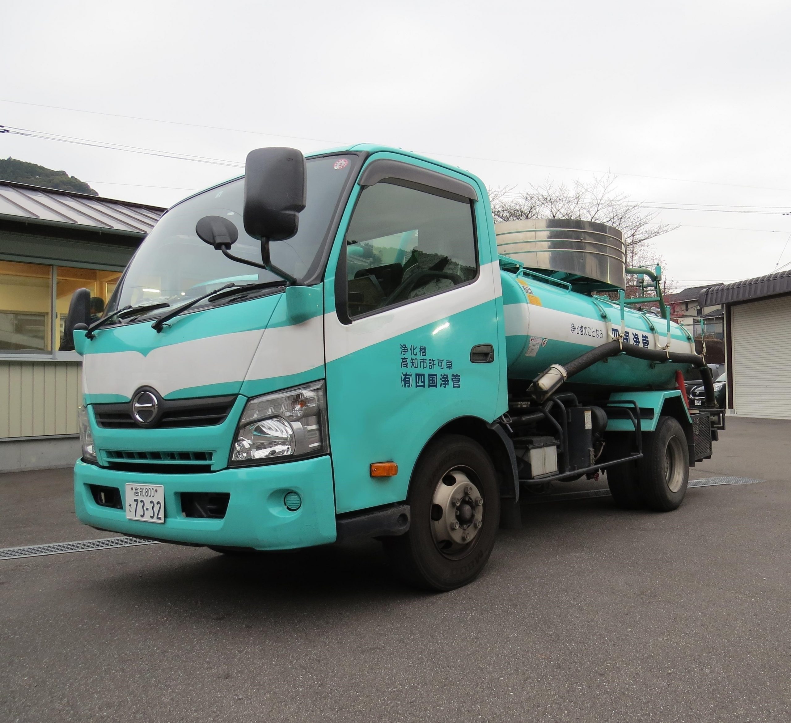 浄化槽清掃 キレイなバキュームカー運転手 残業なし 株式会社人材ネット